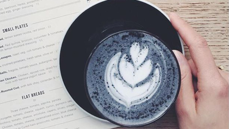 Charcoal Latte, Saat Arang Geser Peran Kopi
