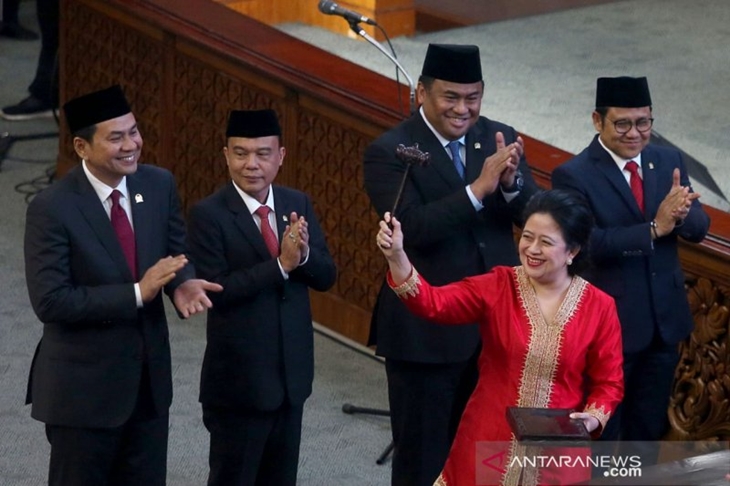 Ketua DPR Puan Maharani