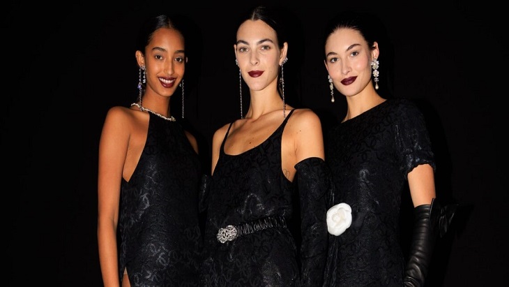 Tampilan Rambut Sederhana nan Anggun ala Chanel di Paris Fashion Week