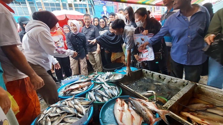 Pedagang di Pasar Palembang Berharap Ganjar Turunkan Harga Sembako Jika Jadi Presiden