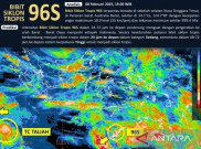  Siklon Tropis 96S Menggila, Angin di Bali Tembus 74 Km/Jam