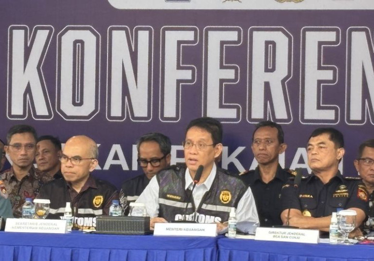 Kemenkeu Sita 43 Kontainer Berisi 4.687 Barang Bekas Senilai Rp 37,5 Miliar
