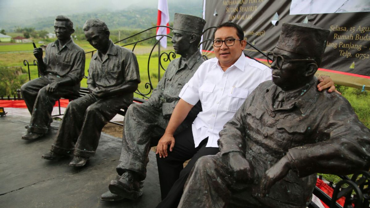 Fadli Zon Resmikan Patung Pendiri Republik Indonesia  
