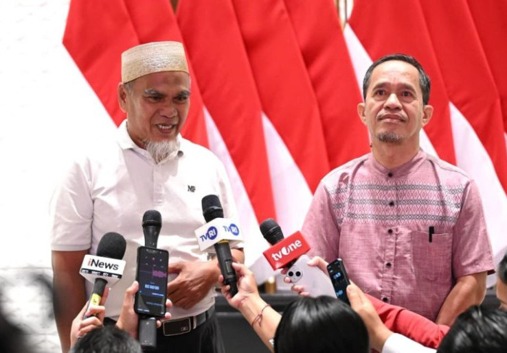 Hak Pensiun 2 Guru Dapat Rehabilitasi Presiden Prabowo Bakal Dipulihkan, Operator Dapodik Dipanggil Menteri