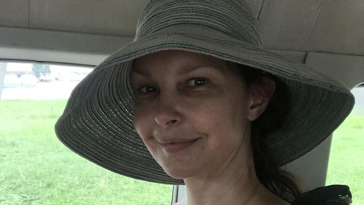 Ashley Judd Alami Cederah Parah di Hutan Hujan Kongo