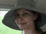 Ashley Judd Alami Cederah Parah di Hutan Hujan Kongo