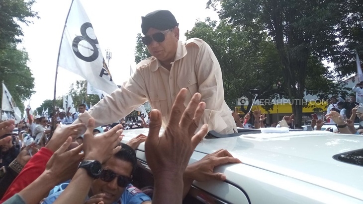 Sapa Ribuan Massa Prabowo, Titiek Soeharto: Penak Zamane Bapakku To?