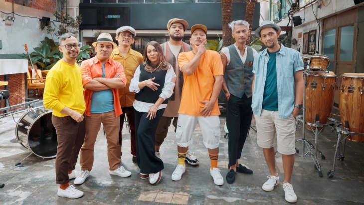 Pesan Semangat The Groove dan Iwa K di Single 'Senyumkanlah Harimu'