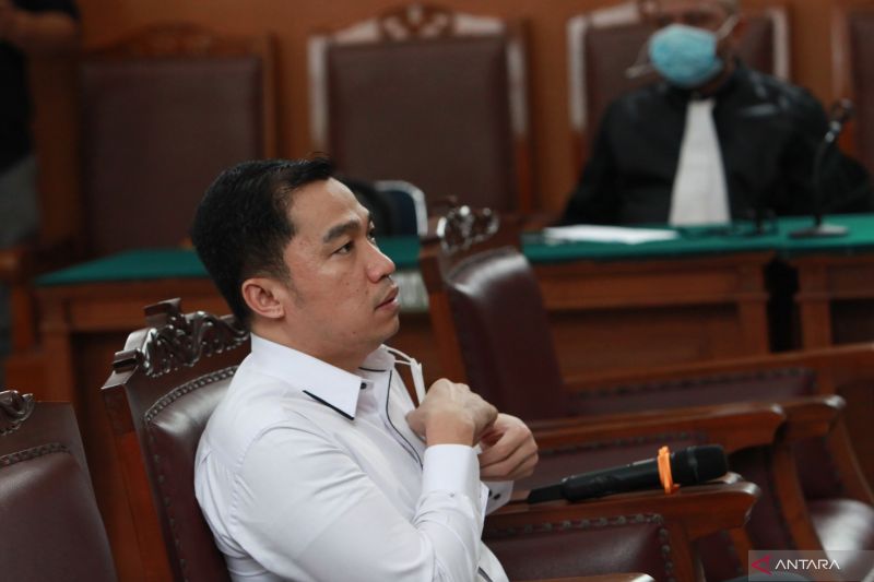 Arif Rachman Arifin Dituntut 1 Tahun Penjara