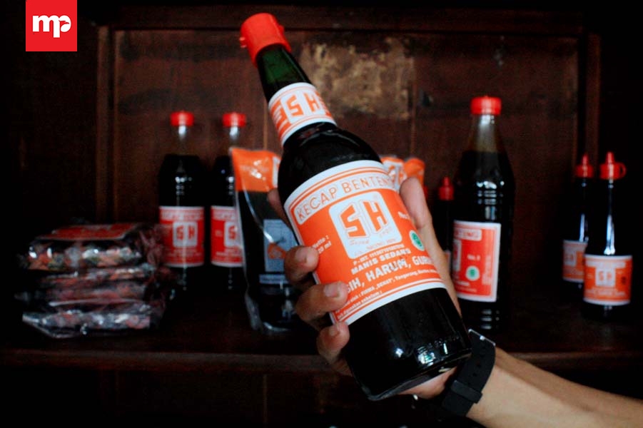 Gurihnya Kecap Benteng Cap SH Bertahan Selama 96 Tahun 