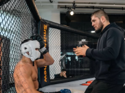 Kronologi Insiden Khabib Nurmagomedov Diusir dari Pesawat Frontier Airlines: Sikap Tenang Legenda UFC Jadi Perhatian