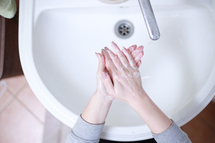 Mulai Langka di Pasaran, Bikin Sendiri 'Hand Sanitizer' dari Bahan Alami