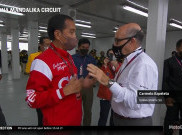 Di Tengah Hujan Lebat Jokowi Tiba di Sirkuit Mandalika, Disambut CEO Dorna