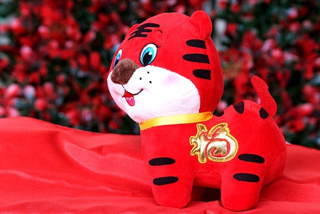 Jangan Kalap, Ini 3 yang Harus Kamu Lakukan Setelah 'Mendadak Tajir' Berkat Angpao
