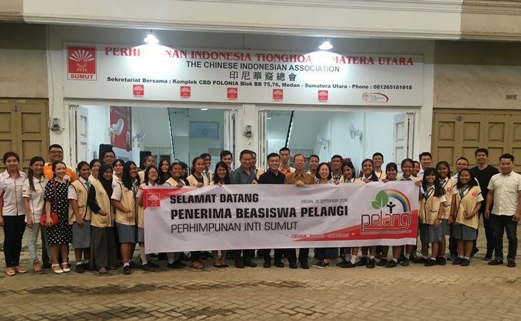 Pengurus INTI Sumut dan Penerima Beasiswa