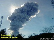 Hari Lahir Pancasila Disambut Letusan Gunung Merapi