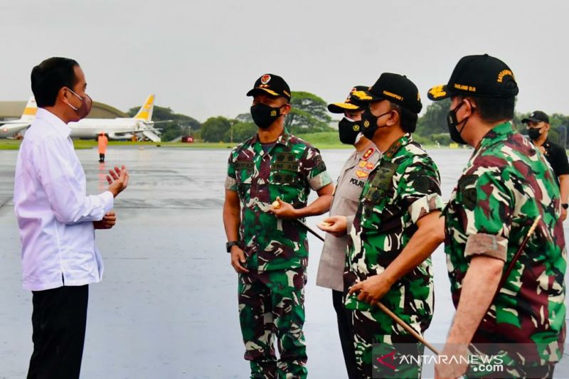 Presiden Jokowi Tinjau Daerah Terdampak Erupsi Gunung Semeru di Lumajang