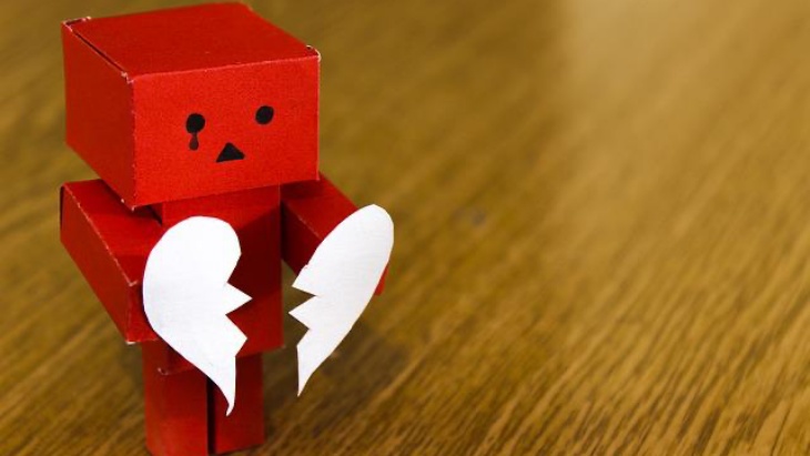 Waspadai 4 Red Flags Si ‘Buaya Darat’