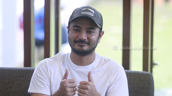 Marthino Lio Perankan Glenn Fredly di 'Glenn Fredly The Movie'