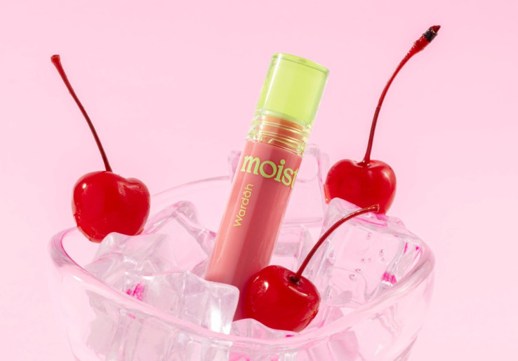 Nutrisi Triple Plump Moistre dalam Wardah Moist Dew Tint Berikan Look Dewy nan Cantik