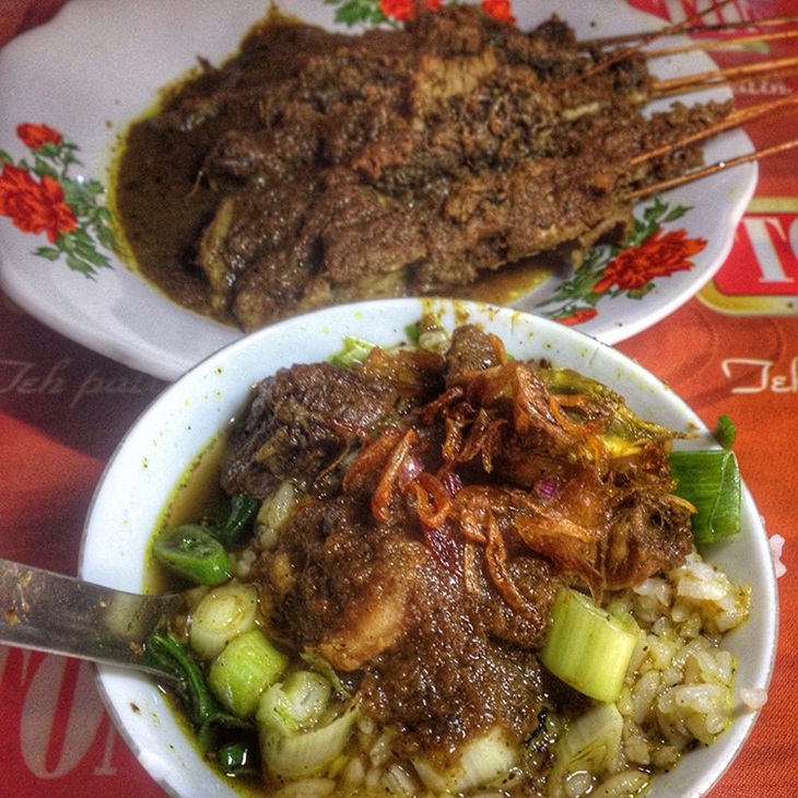 Nasi grombyang. (Foto: instagram.com/kardiovskuliner)