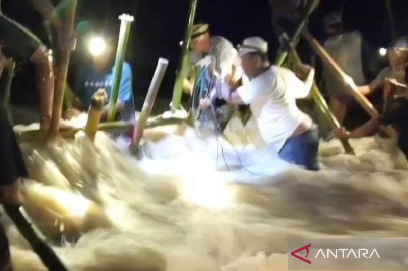 Tanggul Sungai Citarum Jebol, 5 Kampung di Bekasi Terendam Banjir