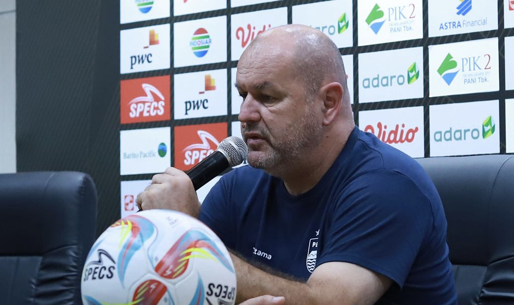 Persib Kalah dari Borneo FC, Bojan Hodak: Lebih Adil jika Imbang