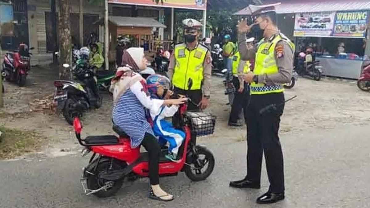 Pengendara Sepeda Listrik di Atas 35 Km/Jam Wajib Punya SIM