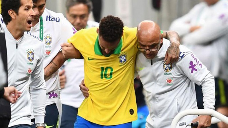 Rentetan Cedera dan Cerita Miring tentang Neymar di Luar Lapangan Bikin Harga Jualnya Anjlok