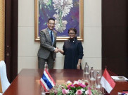 Menlu Retno Lakukan Pertemuan Perdana Dengan Menlu Thailand di Laos