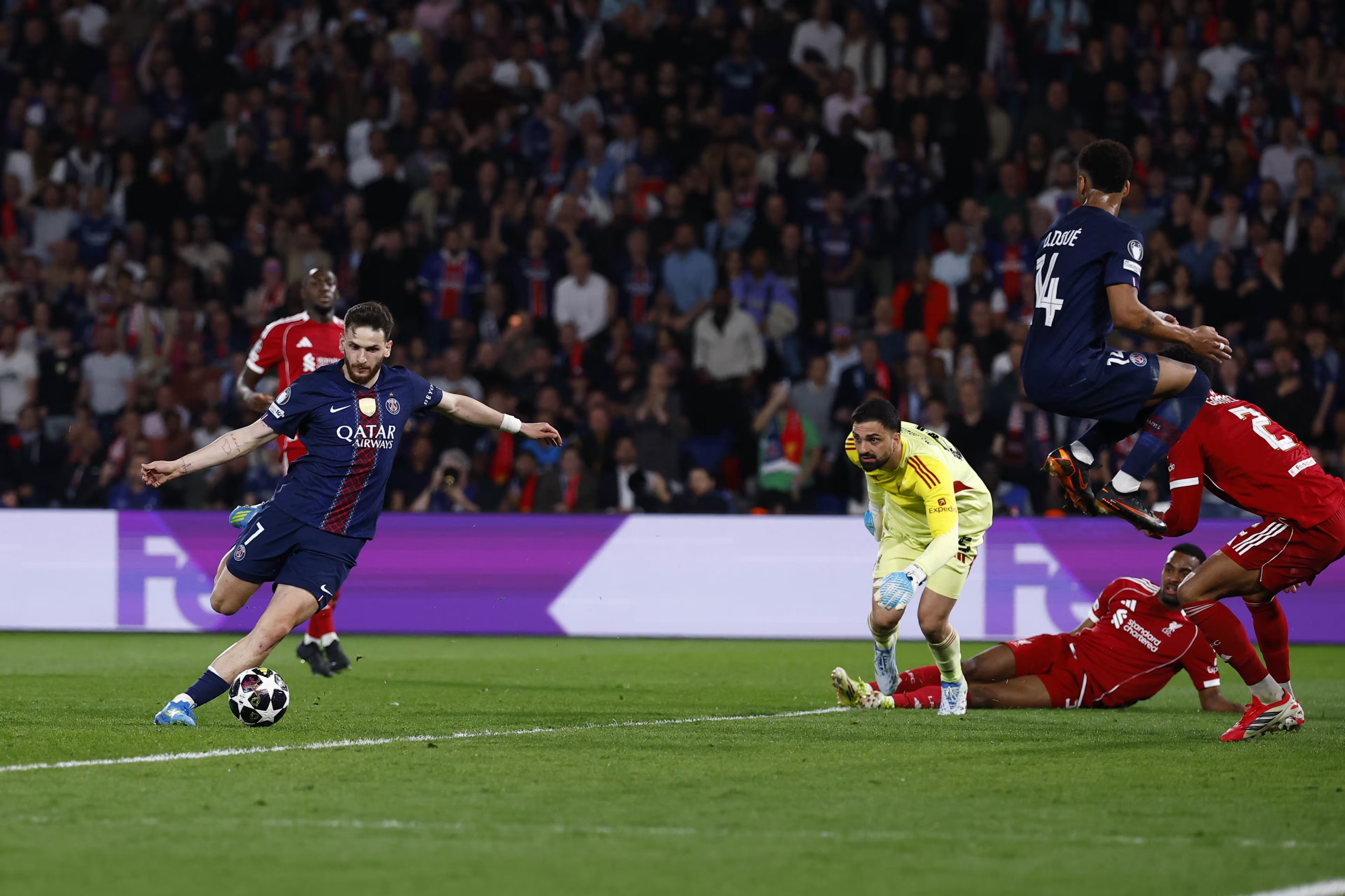 Drama di Parc des Princes, PSG Gagal Dapat 2 Penalti meski Kalahkan Liverpool