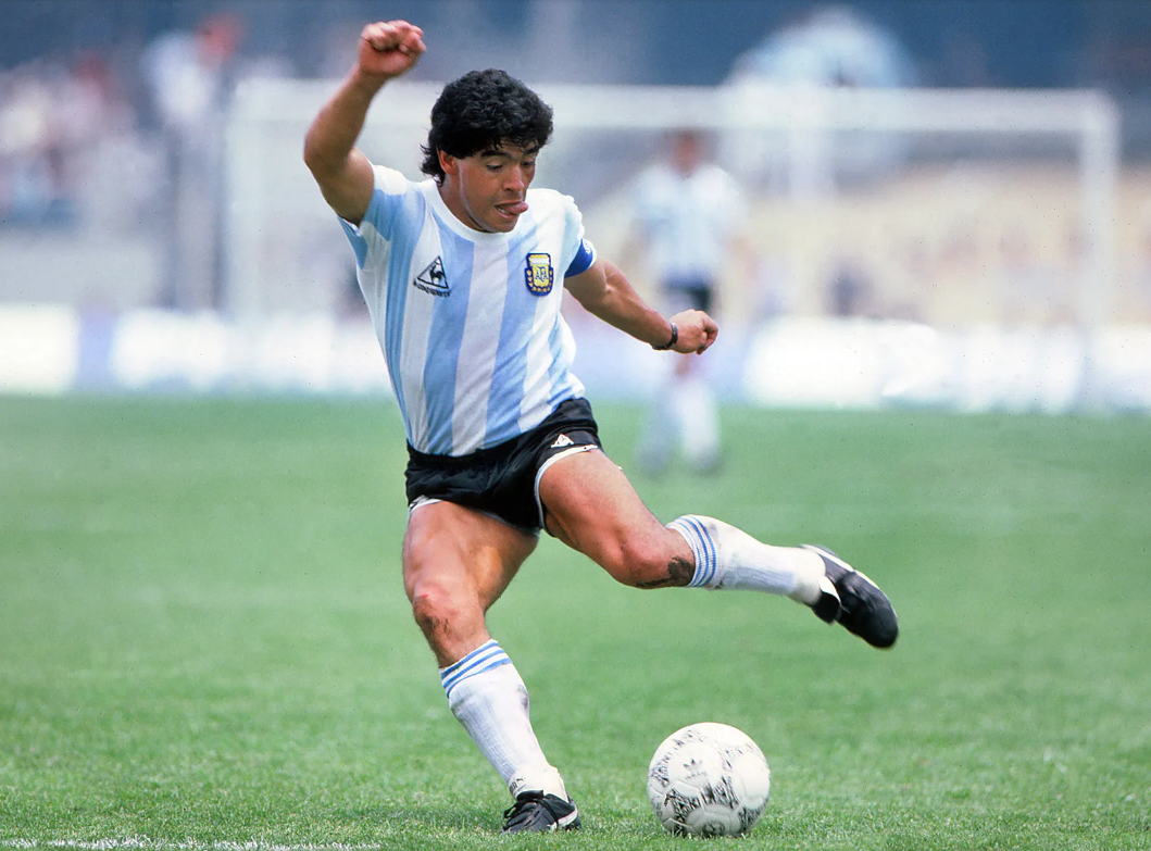 30 Oktober Memperingati Hari Apa? Lahirnya Sang Dewa Sepak Bola, Diego Maradona!