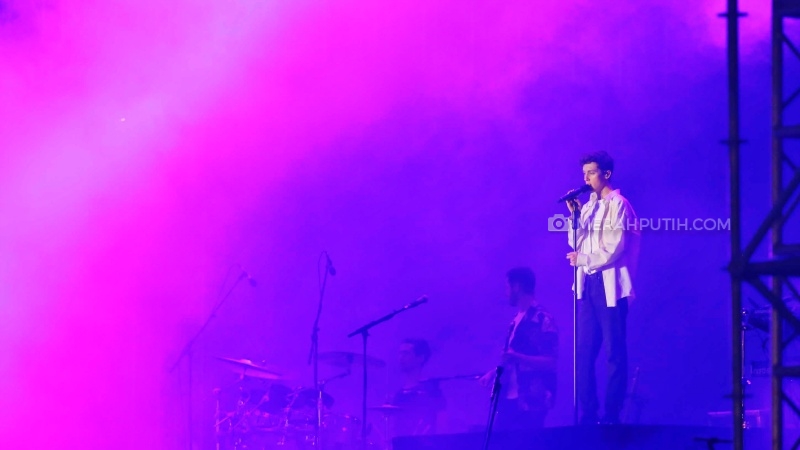 Troye Sivan we the fest 2019