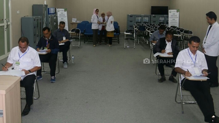 Tim Kesehatan Serahkan Hasil Pemeriksaan Calon Gubsu dan Wagubsu ke KPU Sumut