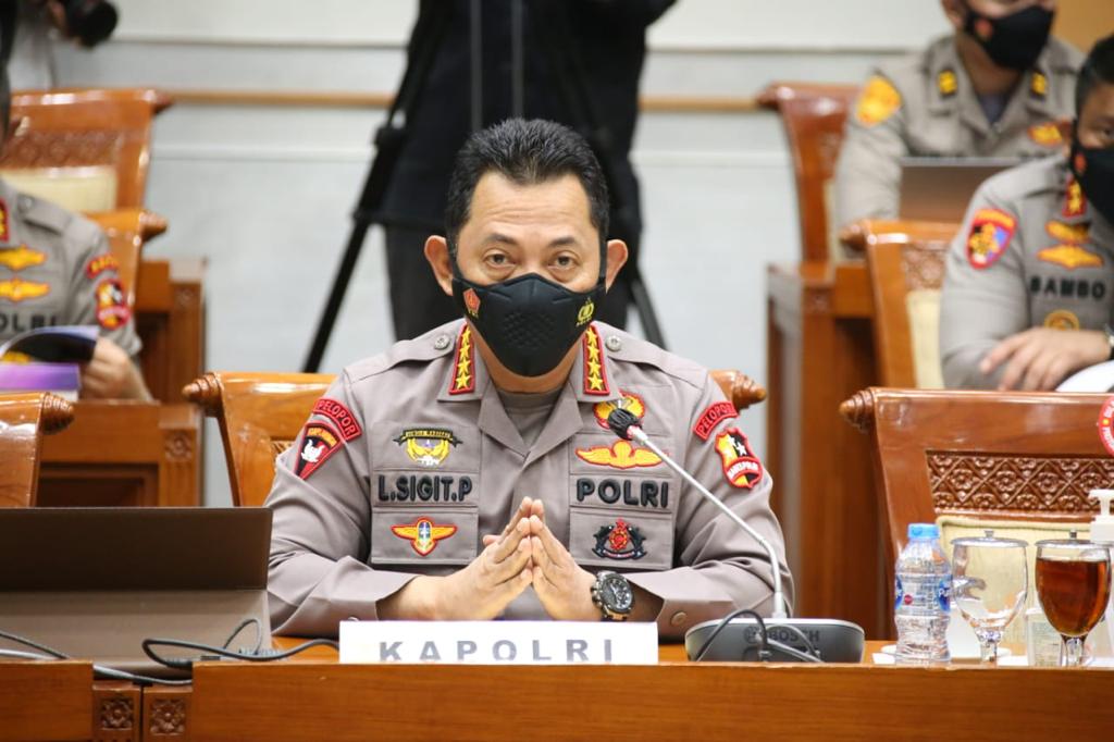 Di Hadapan Anggota DPR, Kapolri Pamer Tingkat Kepuasan Rakyat Terhadap Polisi