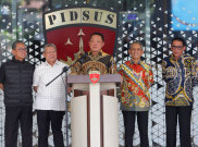 Jampidsus Febrie Adriansyah Berikan Keterangan Pers di Kejagung Jakarta