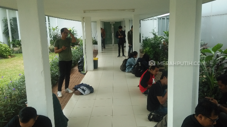 Kerabat Bondan 'Maknyus' Mulai Berdatangan ke RS Harapan Kita