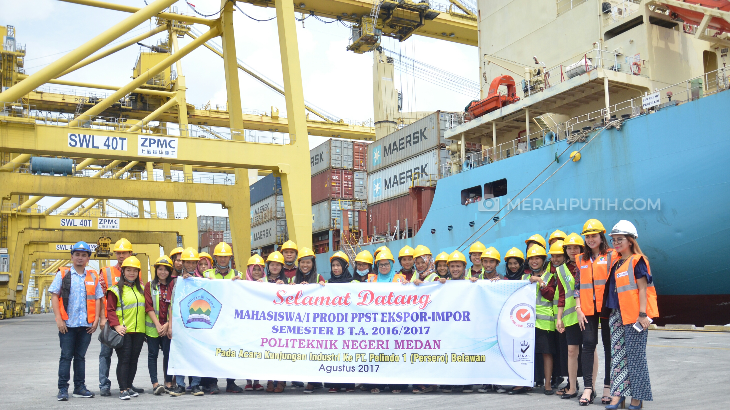 Mahasiwa PPST Ekspor-Impor Kunjungi Pelindo I