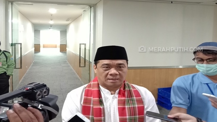 Wagub DKI Jakarta Ahmad Riza Patria bersyukur kasus corona di DKI menurun