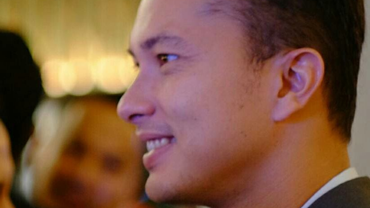 Nicholas Saputra Beraksi Hadang Pemotor yang Naik Trotoar, Wah Macho Banget Ya?