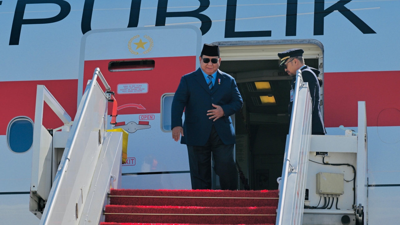 Sempat Tertunda, Presiden Prabowo Lakukan Kunjungan Kenegaraan ke Prancis Sekaligus Penuhi Undangan Macron