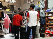 Aku Tidak Sengaja Beli Sepatu Uangnya Kurang