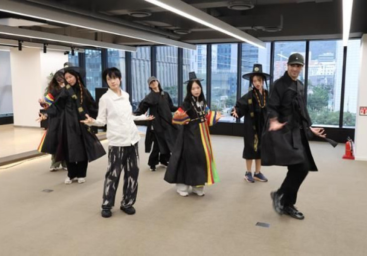 Aji Mumpung Banget ini, Seoul Tawarkan Paket Wisata dengan Kelas Tari 'KPop Demon Hunters'