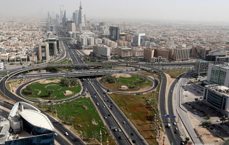 Jam Malam Dicabut, Kasus Corona di Arab Saudi dan UAE Naik