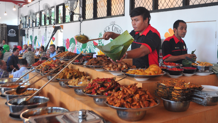 Kawasan Tugu Religi Jadi Pusat Kuliner Ramadan