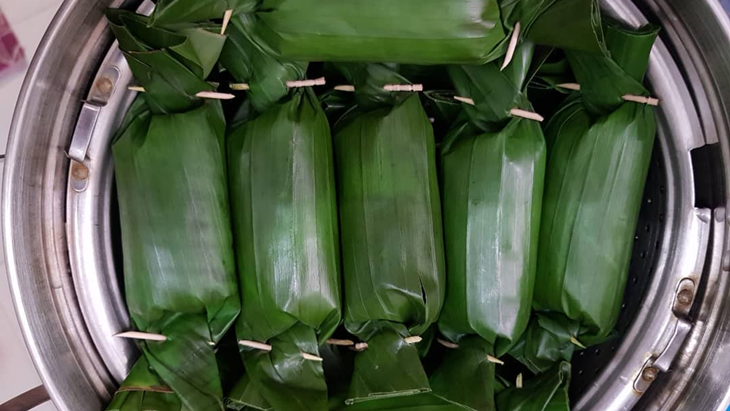 Arem-arem Saudara Kembar Lemper yang Bikin Kenyang