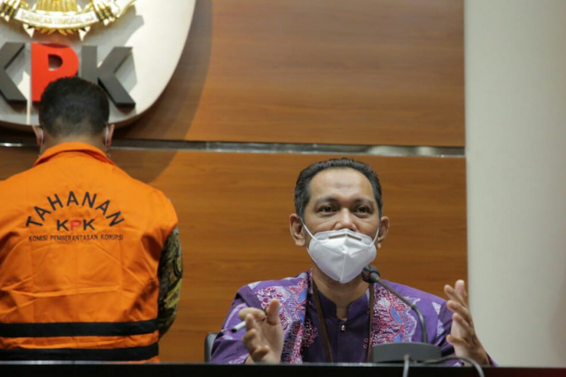 Wakil Ketua KPK Nurul Ghufron saat jumpa pers di Gedung KPK, Jakarta, Jumat (13/8/2021) terkait penahanan tersangka mantan Kepala Subdirektorat Kerjasama dan Dukungan Pemeriksaan Direktorat Jenderal Pajak Dadan Ramdani. ANTARA/HO-Humas KPK