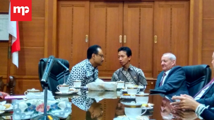 Tertarik dengan Jatim, Republik Ceko Tawarkan Kerja Sama Soal Sampah