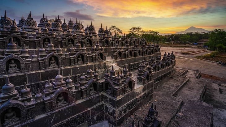 Mengunjungi 'Borobudur' di Alun-Alun Lor Boyolali
