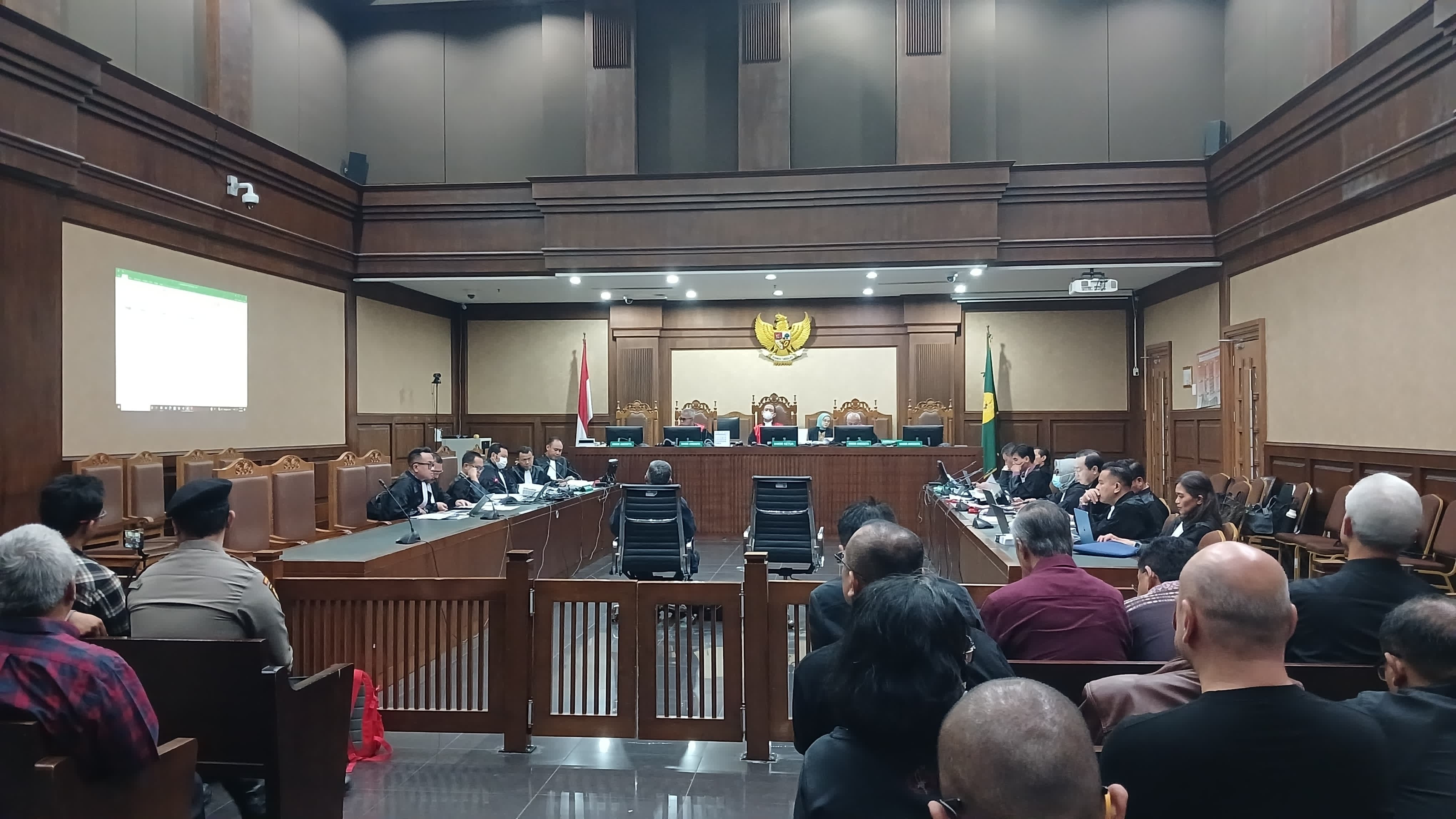 Ronny Talapessy Protes Penyelidik KPK Jadi Saksi Sidang Hasto